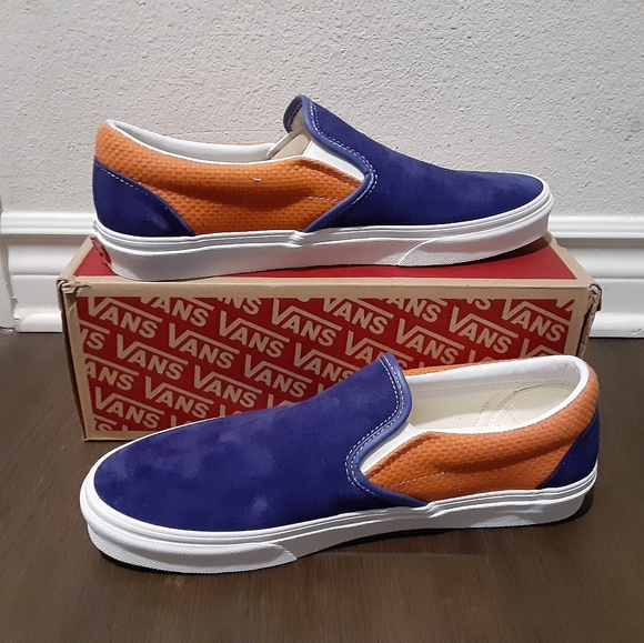 Vans - Picture 3 of 4